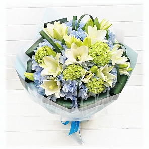 BO173  Lily Flower Bouquet - Longiforum and Hydrangea   BO173  Lily Flower Bouquet - Longiforum and Hydrangea